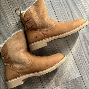UGG Naiyah boots